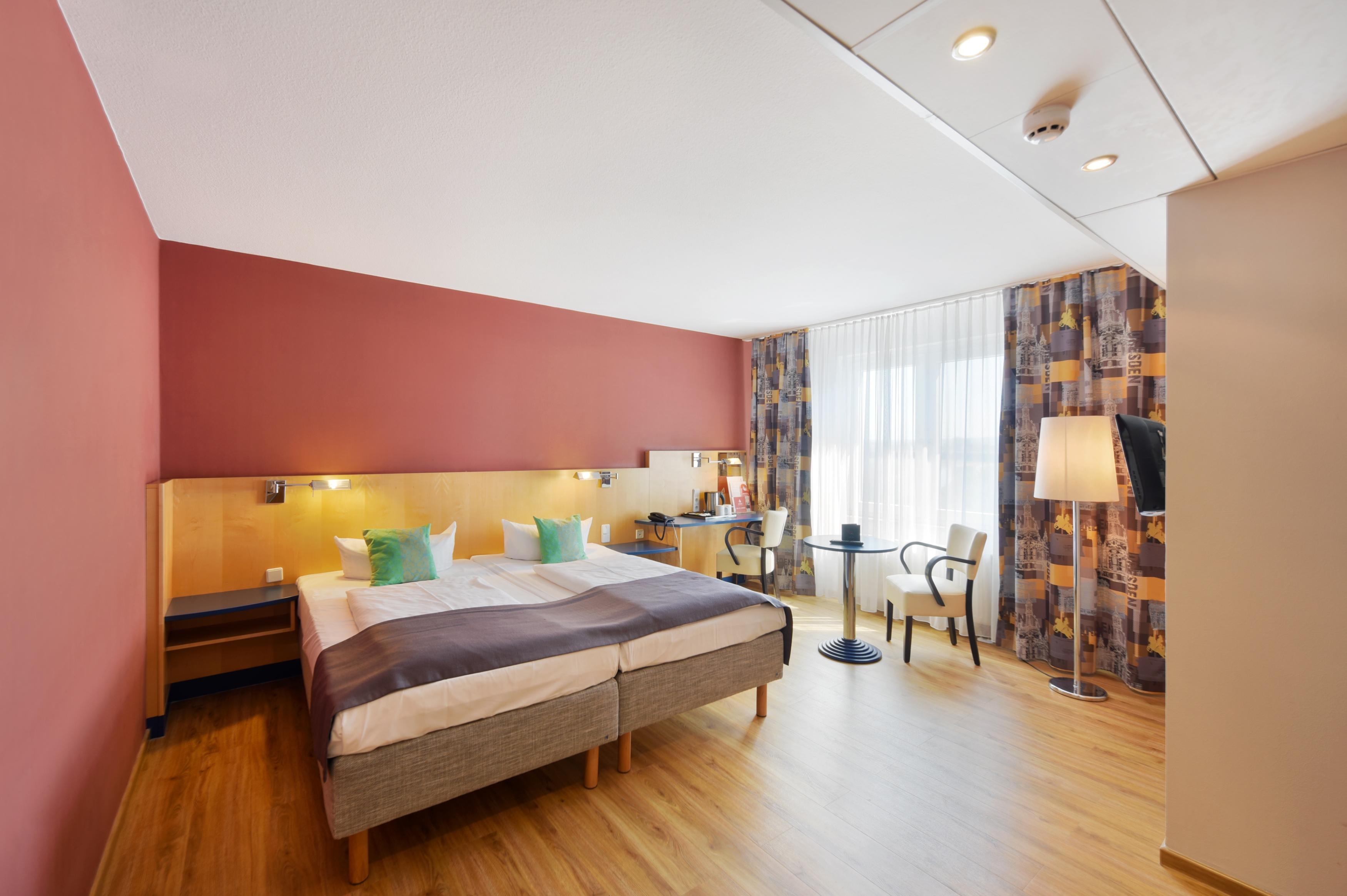 Amedia Dresden Elbpromenade, Trademark Collection By Wyndham Exterior photo