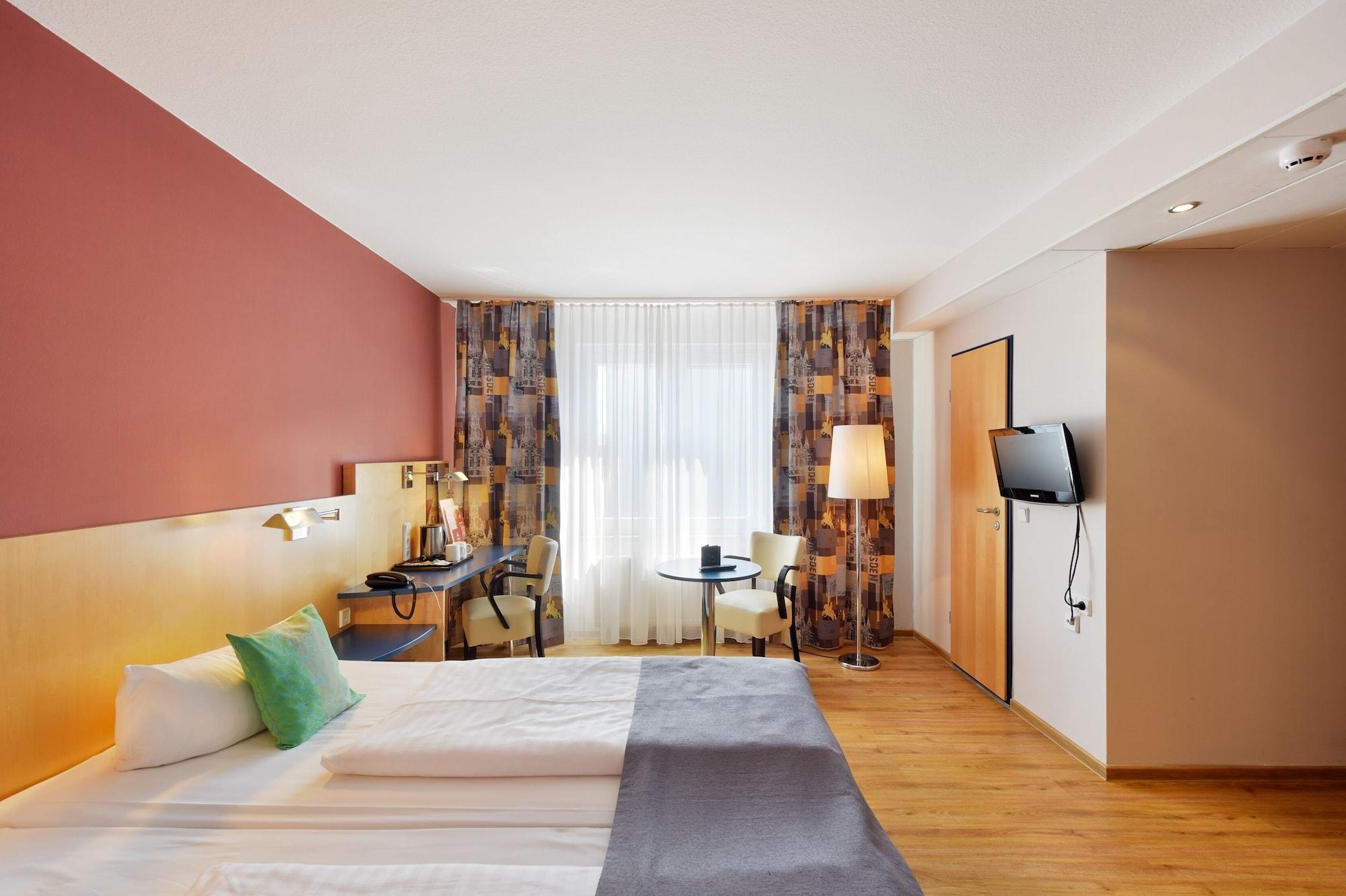 Amedia Dresden Elbpromenade, Trademark Collection By Wyndham Exterior photo